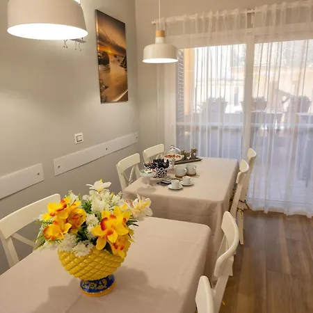 Alojamento de Acomodação e Pequeno-almoço Sunset House